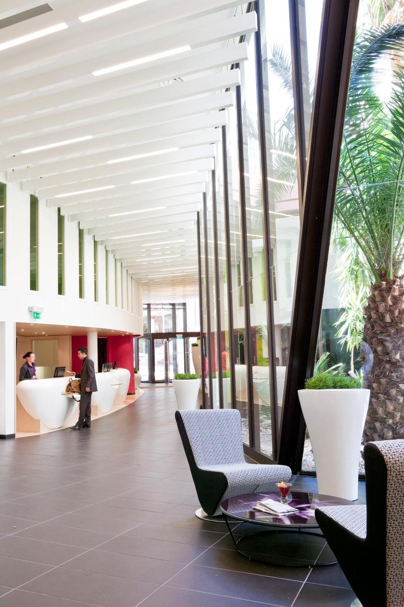 Novotel Marseille Vieux Port Экстерьер фото